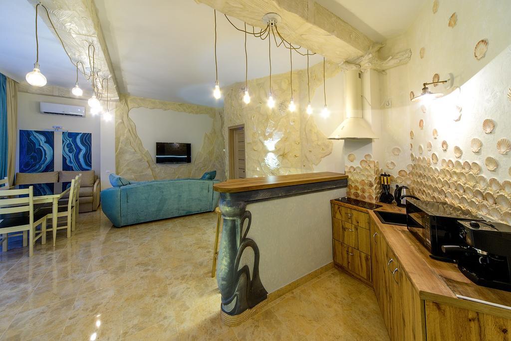 Apartment On Grecheskaya 5 オデッサ エクステリア 写真